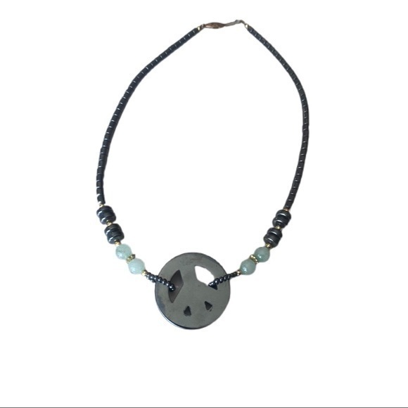 Jewelry - Vintage Women’s Peace sign stainless steel necklace